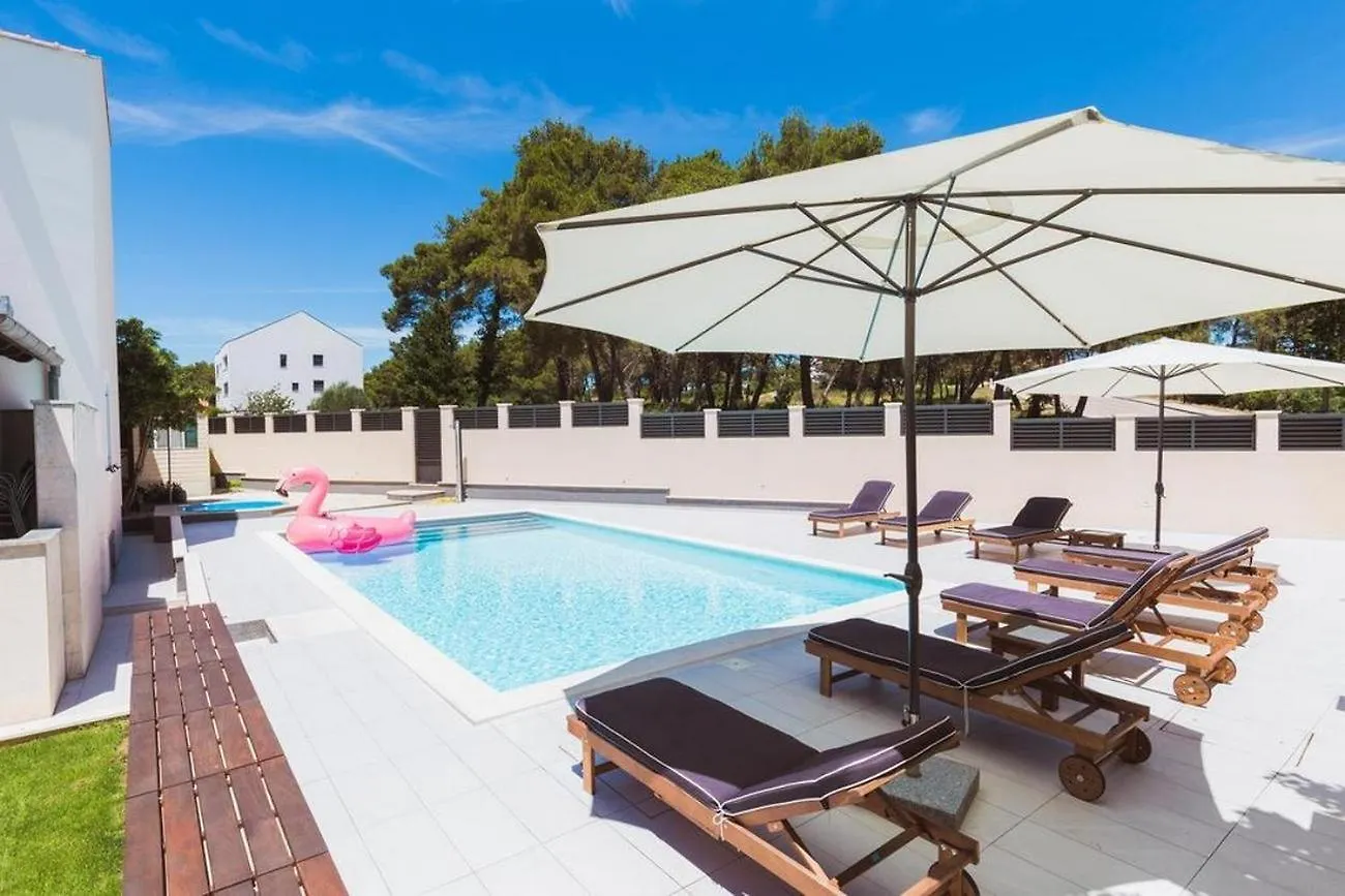 Luxury Villa With A Swimming Pool Zadar - Diklo, Zadar - 22230