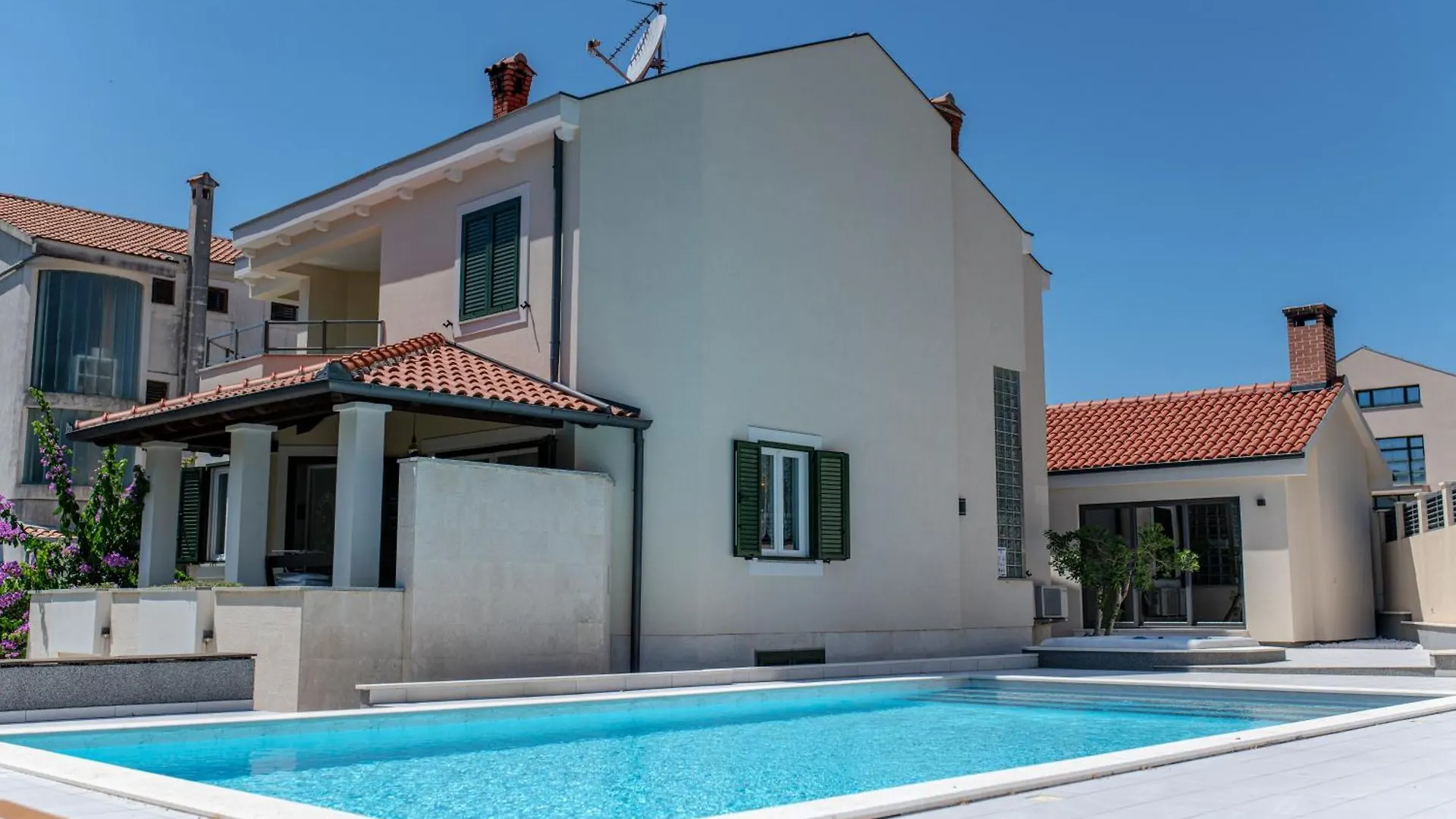 Luxury Villa With A Swimming Pool Zadar - Diklo, Zadar - 22230 0*,